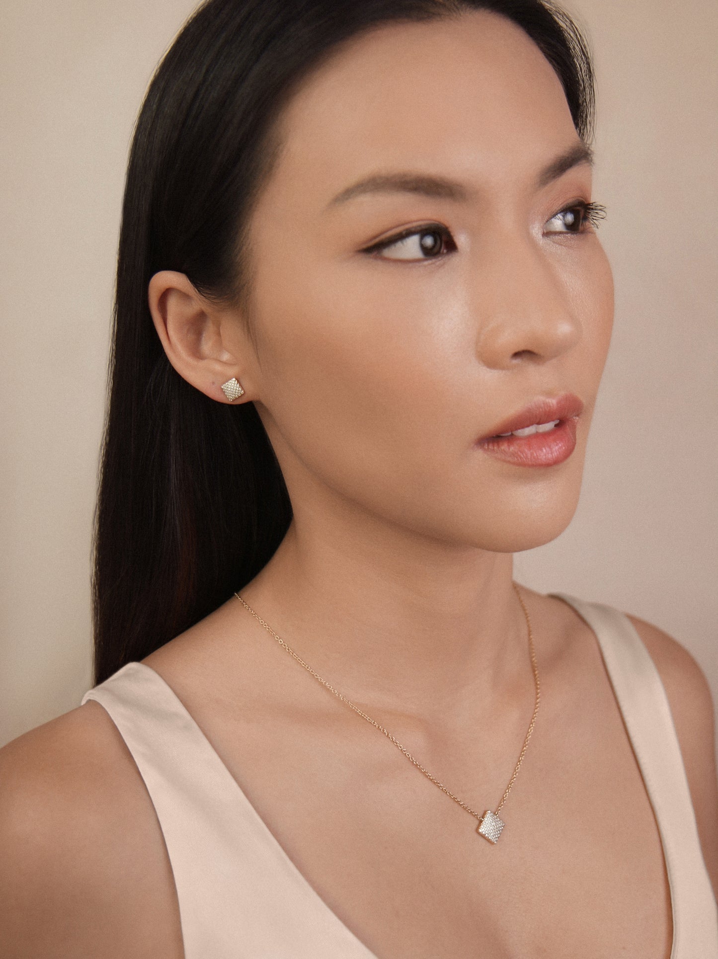 Aura Princesa Studs