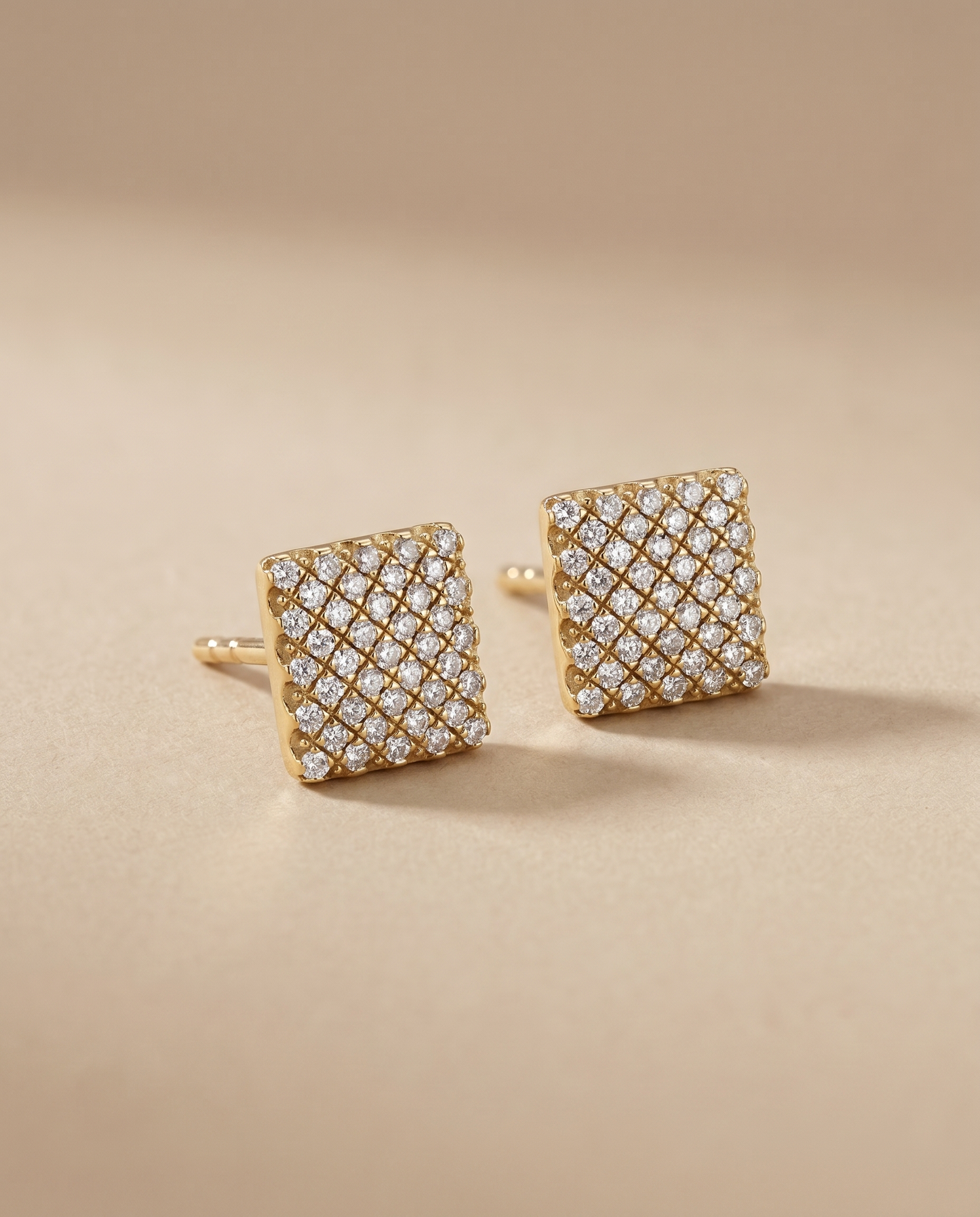 Aura Princesa Studs
